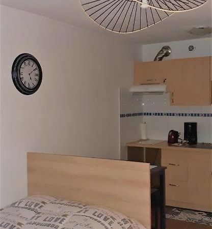Ferienwohnung Agreable Logement Proche De La Gare Et Du Polygone Béziers Exterior foto